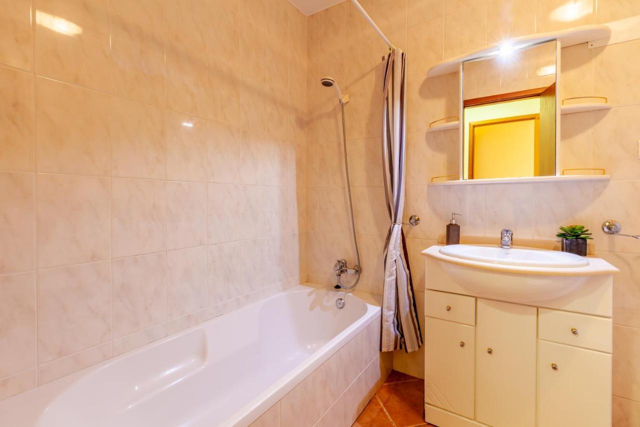 Casa Faria Da Costa Apartment Еспосенде Екстериор снимка